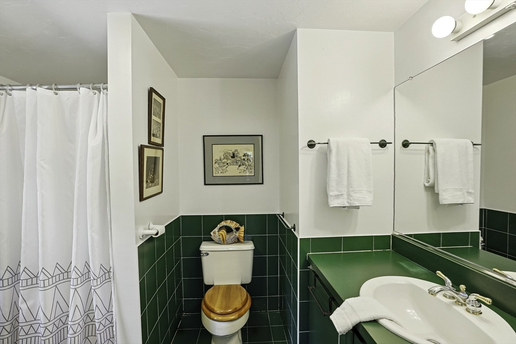 37 Eastview Road Hopkinton, MA 01748 - Photo 23 of 38 Gallery Image 23