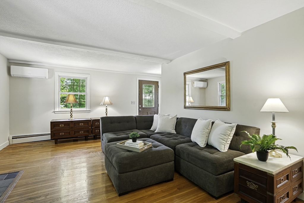 37 Eastview Road Hopkinton, MA 01748 - Photo 8 of 38 Gallery Image 8