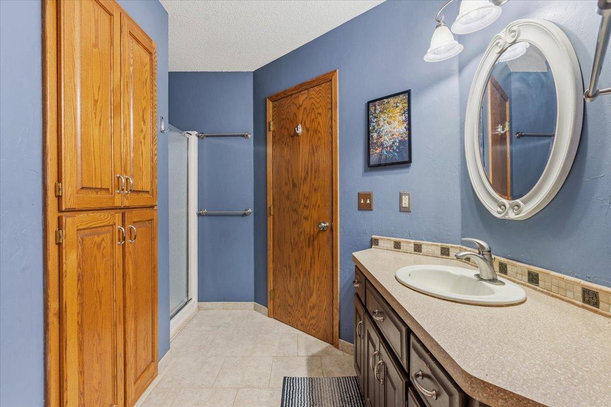 12125 Aztec Street Northwest Coon Rapids, MN 55433 - Photo 20 of 35