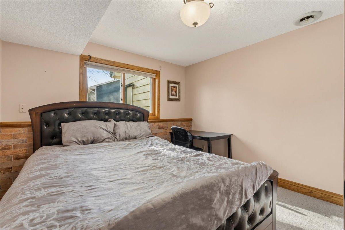 12125 Aztec Street Northwest Coon Rapids, MN 55433 - Photo 26 of 35