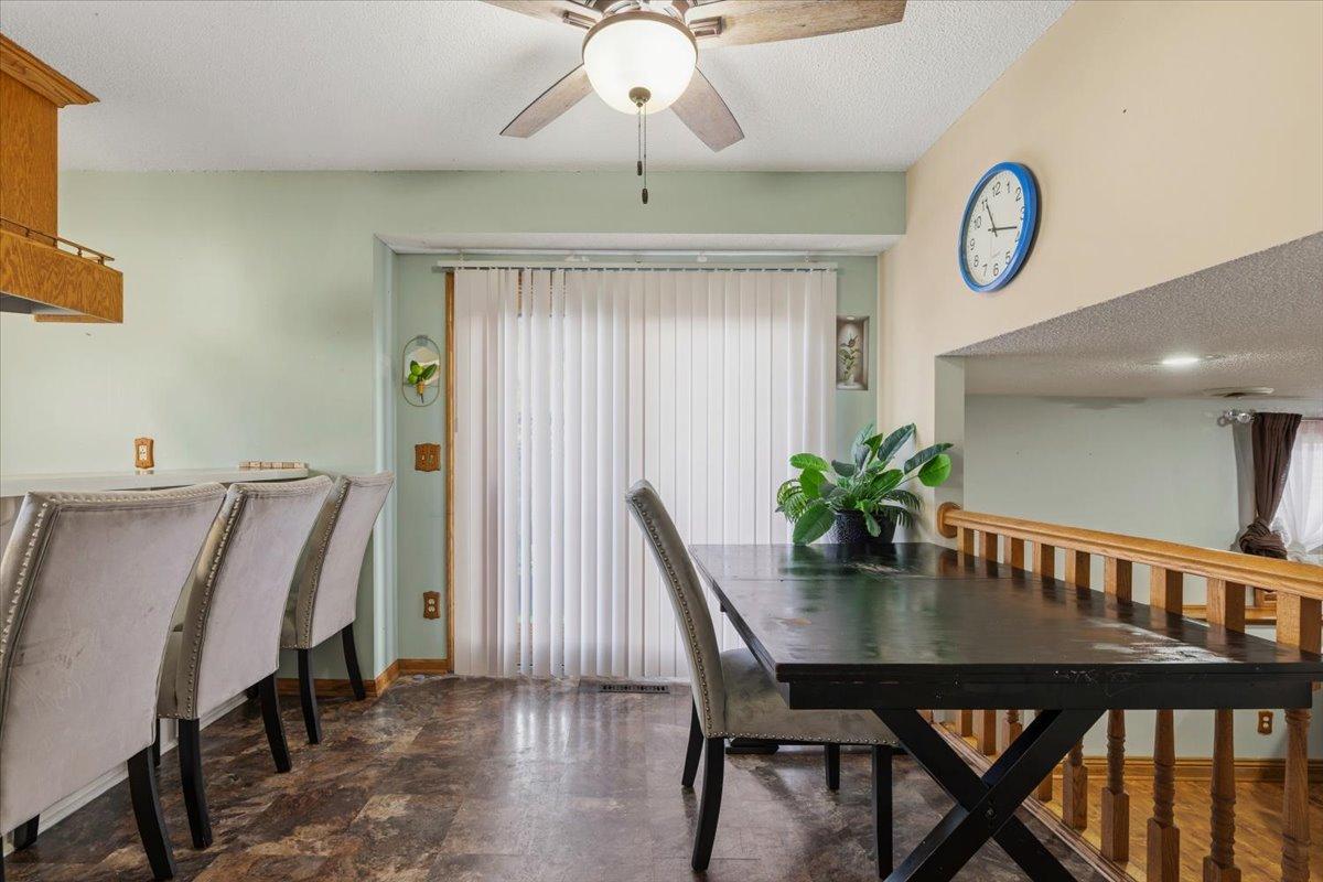 12125 Aztec Street Northwest Coon Rapids, MN 55433 - Photo 10 of 35