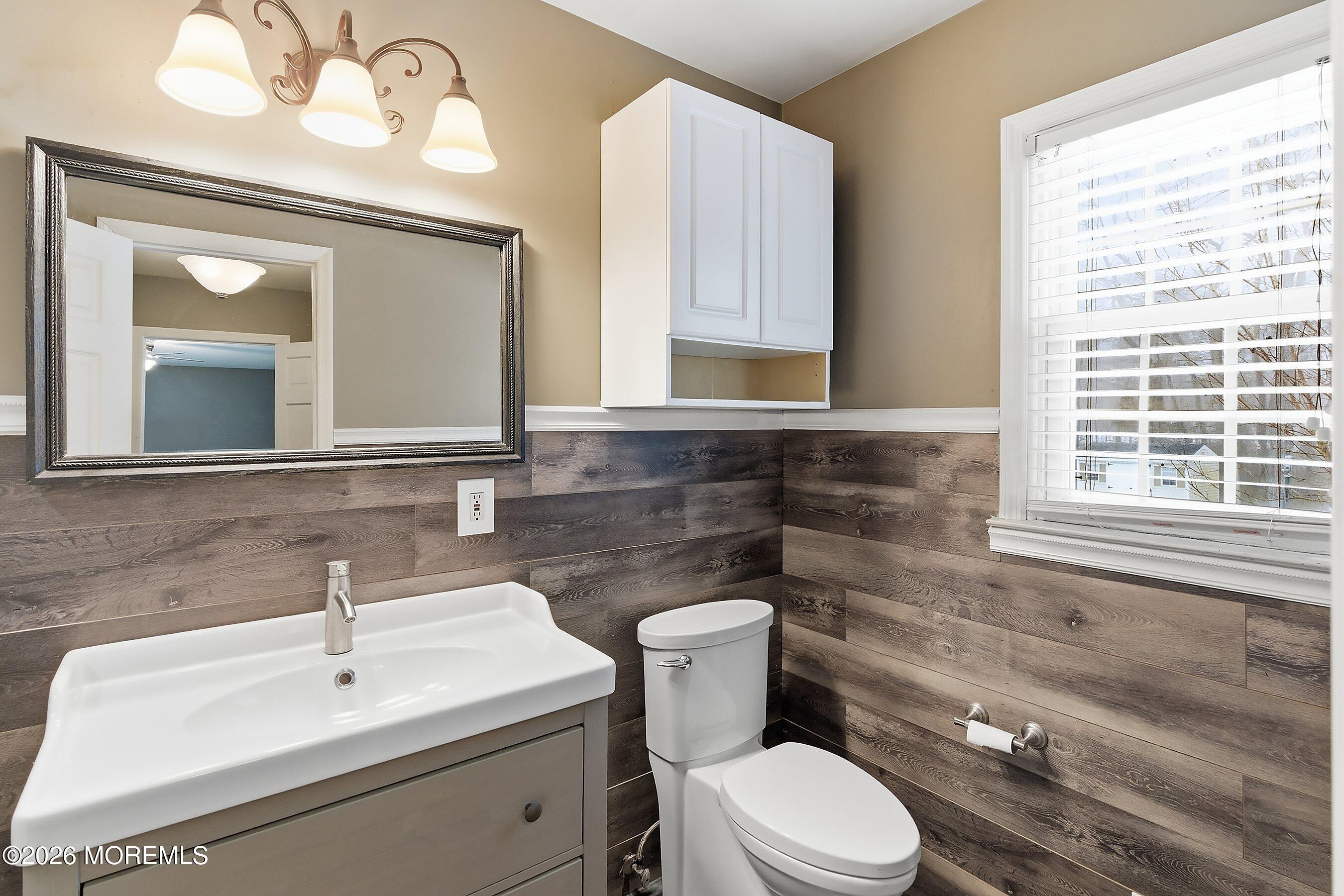 638 Freehold Road Jackson, NJ 08527 - Photo 17 of 34 17-Bath 1A