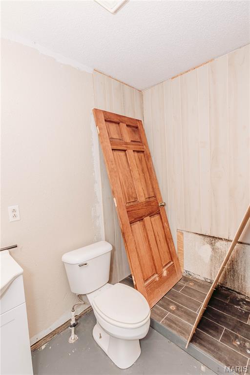 10209 Circle Road Dixon, MO 65459 - Photo 12 of 69