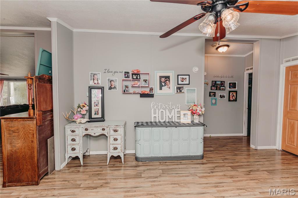 10209 Circle Road Dixon, MO 65459 - Photo 31 of 69