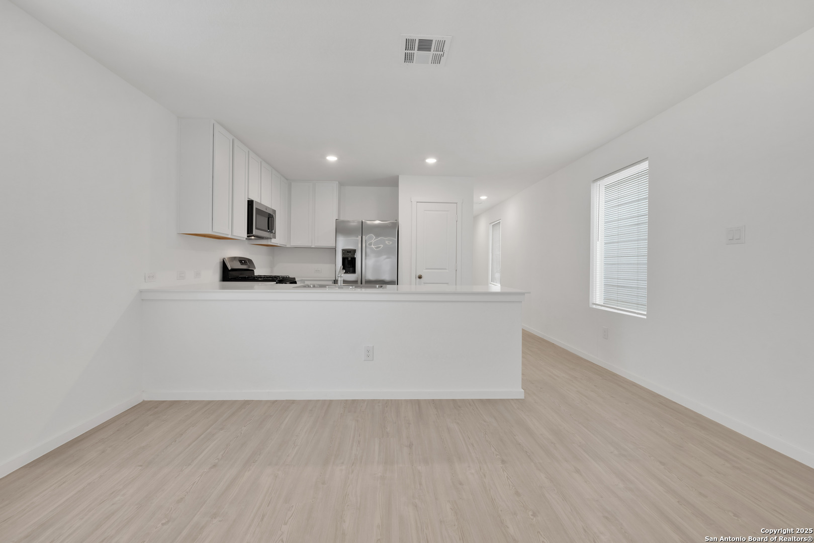 5014 Botanic Trail Converse, TX 78109 - Photo 11 of 21