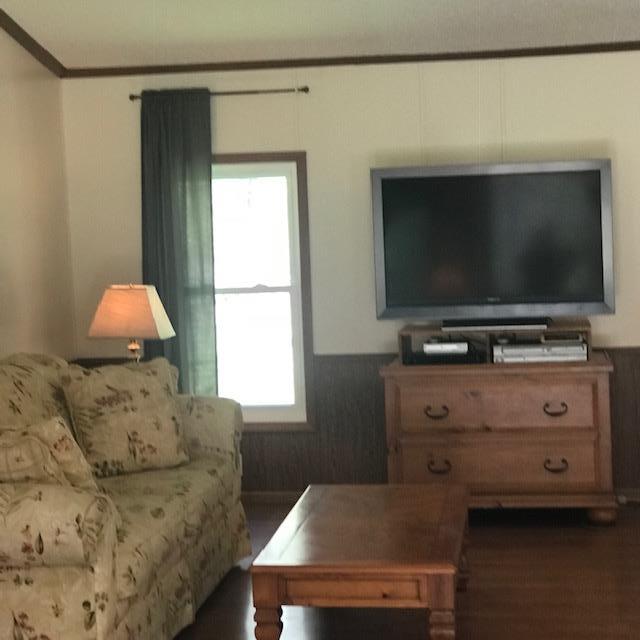 2124 Walden Ridge Road Manchester, TN 37355 - Photo 15 of 30 a living room with furniture and a flat screen tv