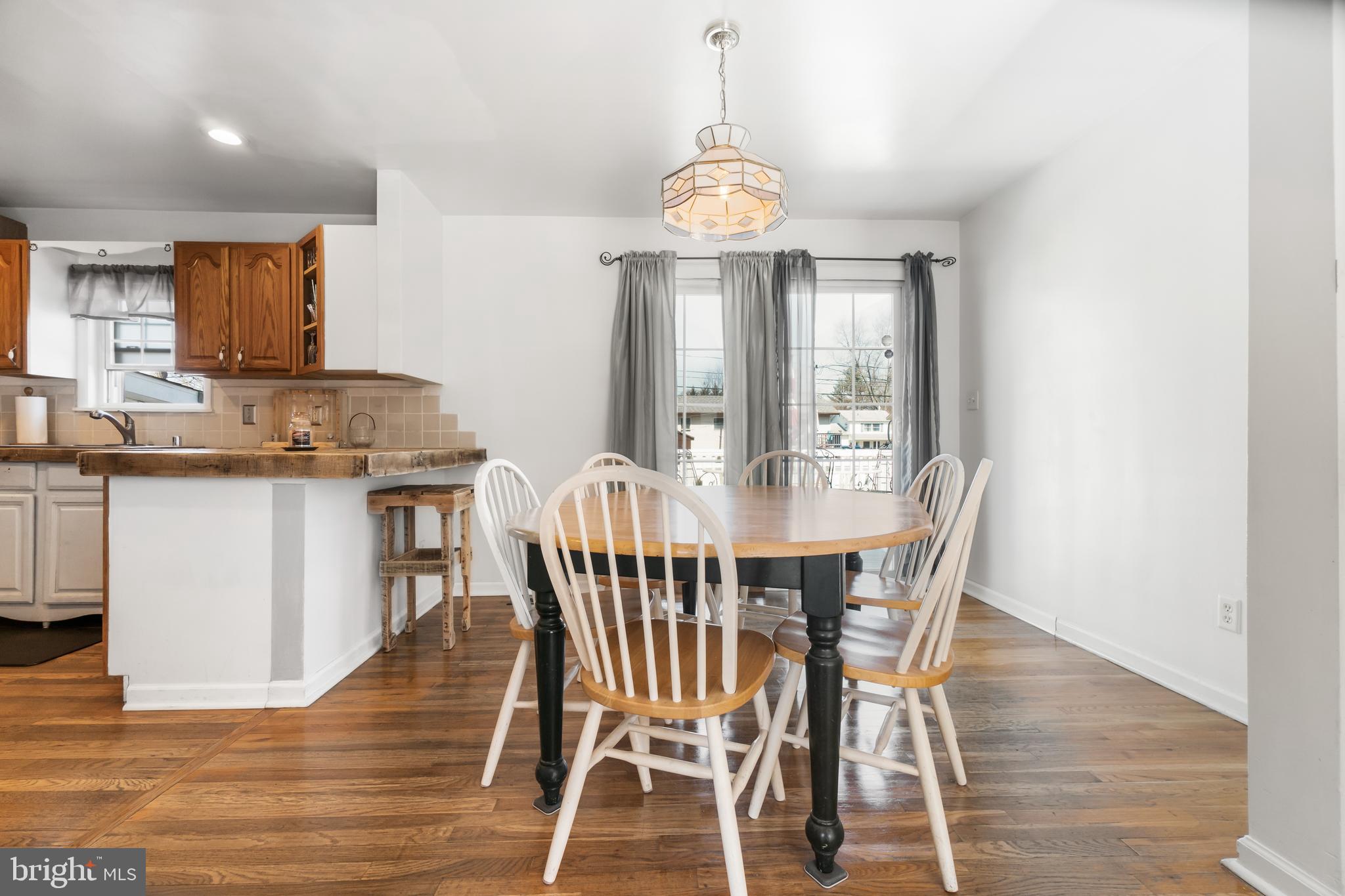 22 Cordrey Road Newark, DE 19713 - Photo 4 of 21 Dinning Area