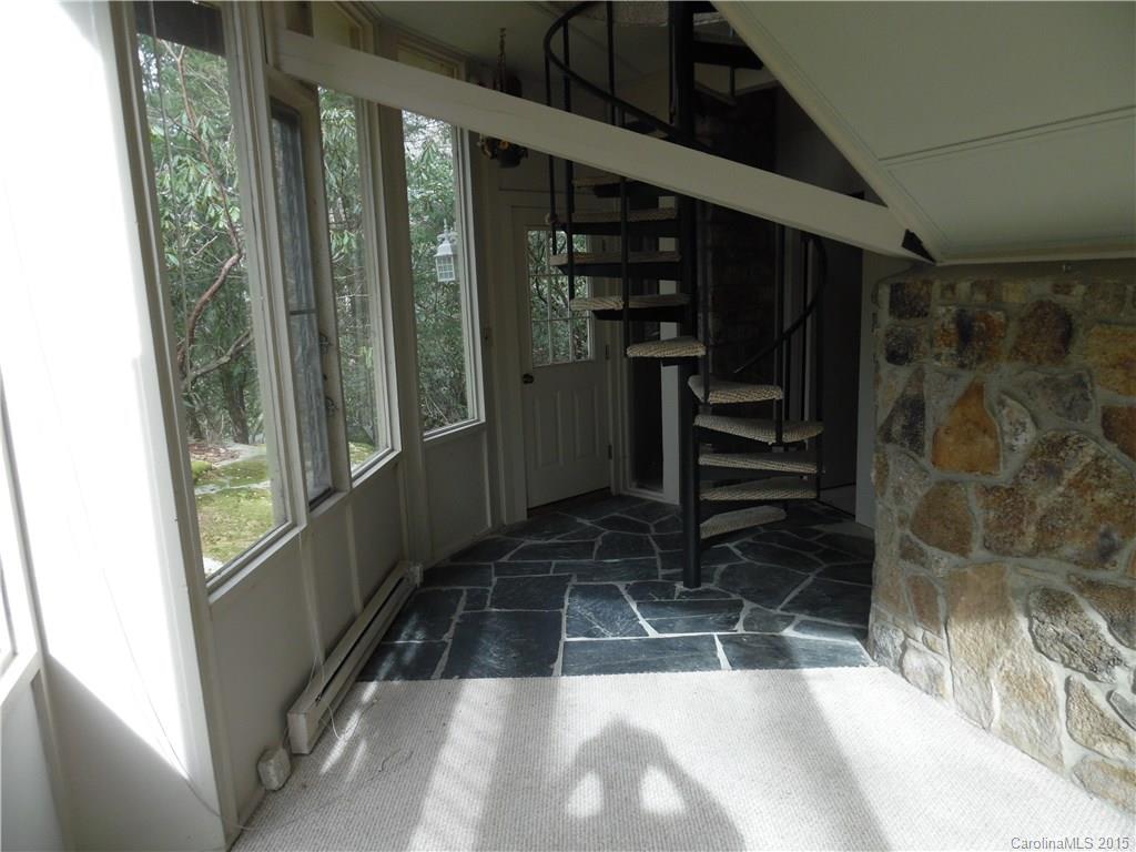 129 Laurel None Boone, NC 28607 - Photo 2 of 16 Gallery Image 2