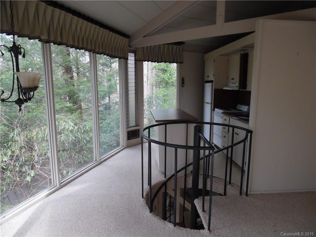 129 Laurel None Boone, NC 28607 - Photo 10 of 16 Gallery Image 10