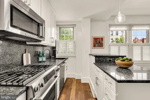 $374,000 | 1910 Kalorama Road Northwest, Unit 302, Washington, DC 20009