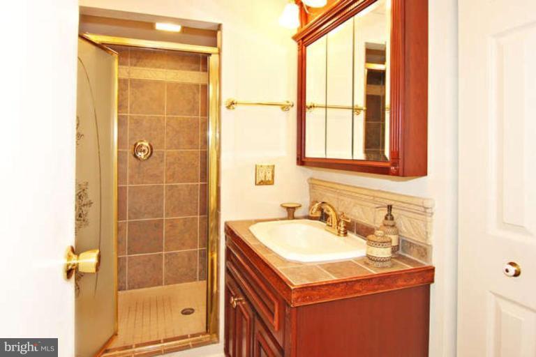 801 Elmhurst Road Severn, MD 21144 - Photo 3 of 21 Bath #1
