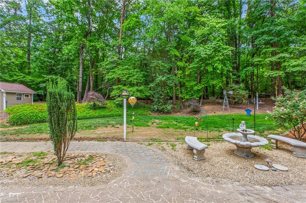 1239 Blackberry Ridge Drive High Point, NC 27265 - Photo 40 of 47 Gallery Image 40