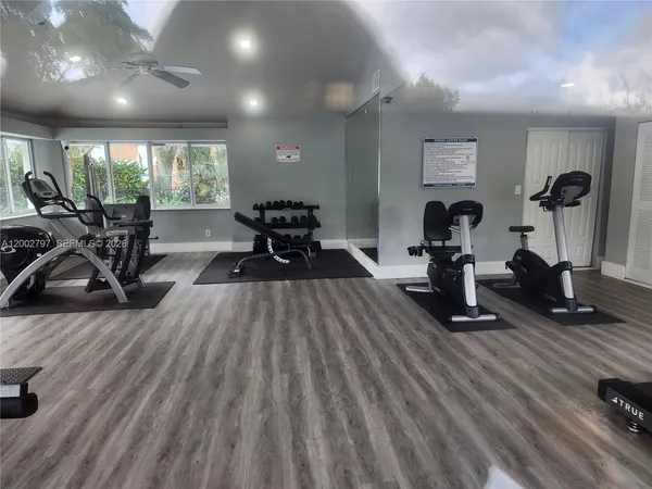 $1,900 | 7220 Northwest 179th Street, Unit 111, Hialeah, FL 33015