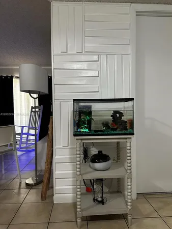 $1,900 | 7220 Northwest 179th Street, Unit 111, Hialeah, FL 33015