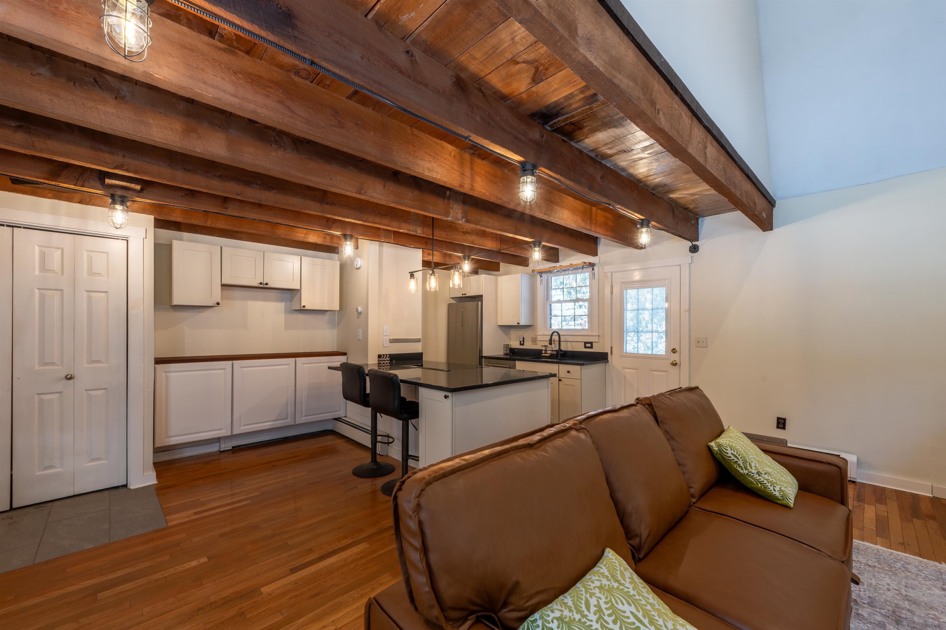 574 Willard Road, Unit 4A Hartford, VT 05059 - Photo 14 of 20