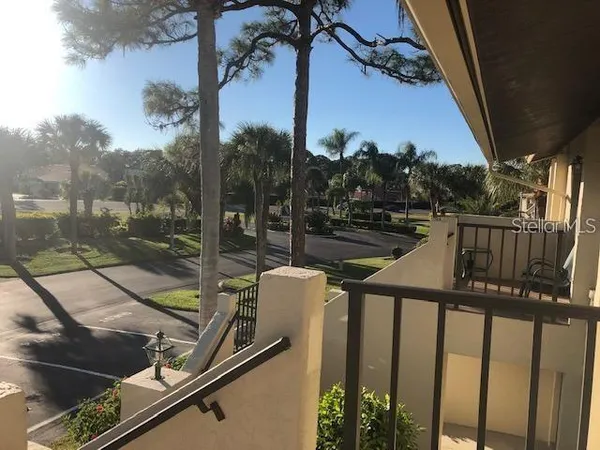 $3,100 | 4570 Weybridge, Unit 32, Sarasota, FL 34235
