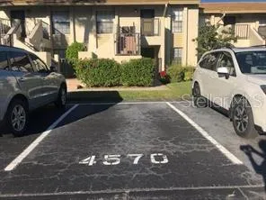 $3,100 | 4570 Weybridge, Unit 32, Sarasota, FL 34235