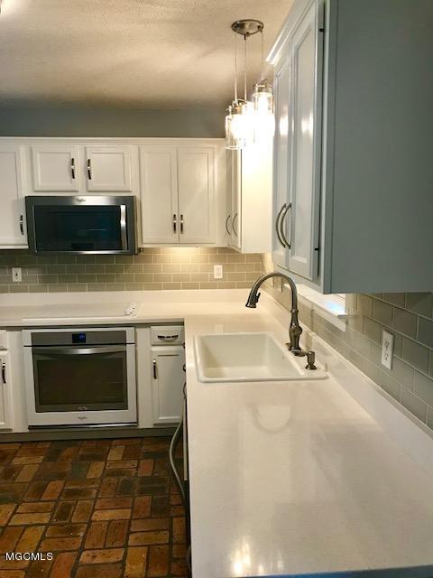 20706 Mennonite Road Gulfport, MS 39503 - Photo 12 of 55 Kitchen