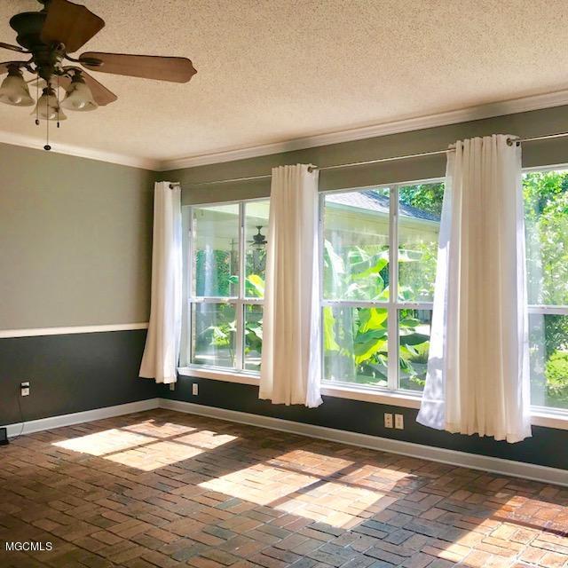 20706 Mennonite Road Gulfport, MS 39503 - Photo 14 of 55 Family Room