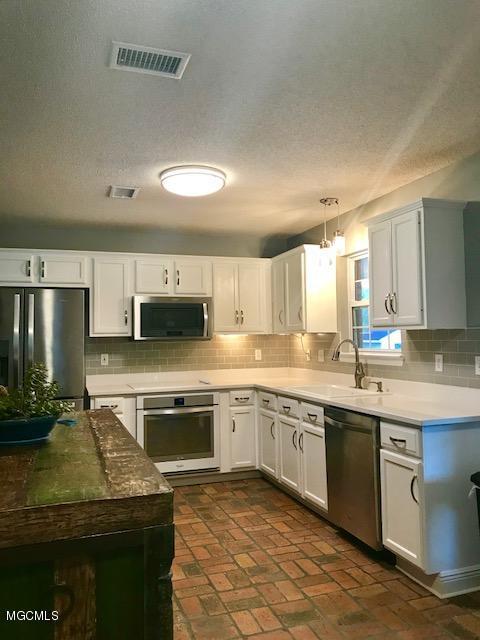 20706 Mennonite Road Gulfport, MS 39503 - Photo 5 of 55 Kitchen