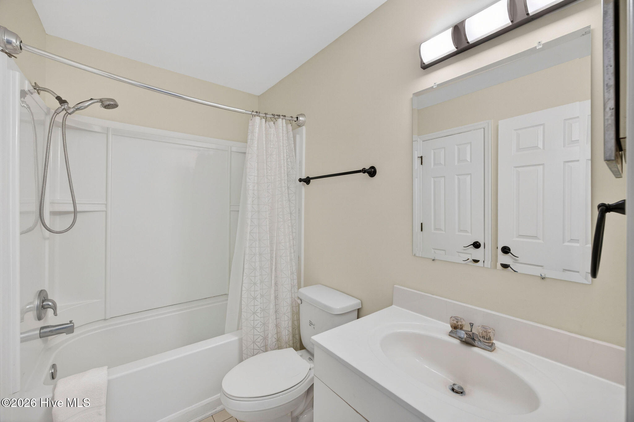 790 New River Inlet Road, Unit 412A North Topsail Beach, NC 28460 - Photo 10 of 79 790NewRiverInletRoadUnit412A-6