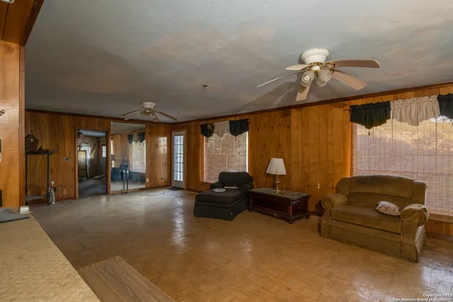 $349,000 | 824 Juniper Road, Tarpley, TX 78883