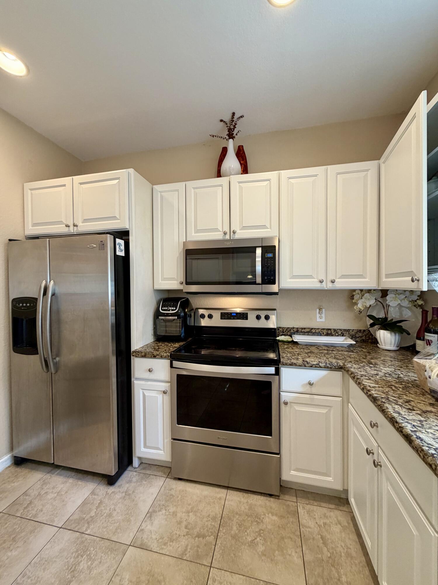 4520 Danson Way Delray Beach, FL 33445 - Photo 5 of 22 IMG_1958