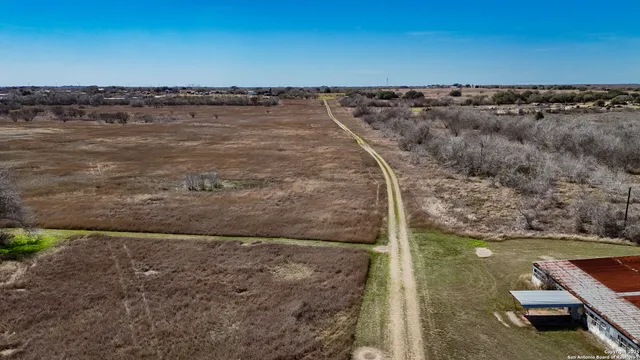 $3,313,739 | 0 Fm 351, Beeville, TX 78102