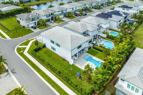 $15,500 | 8227 Oceanus Drive, Boca Raton, FL 33496