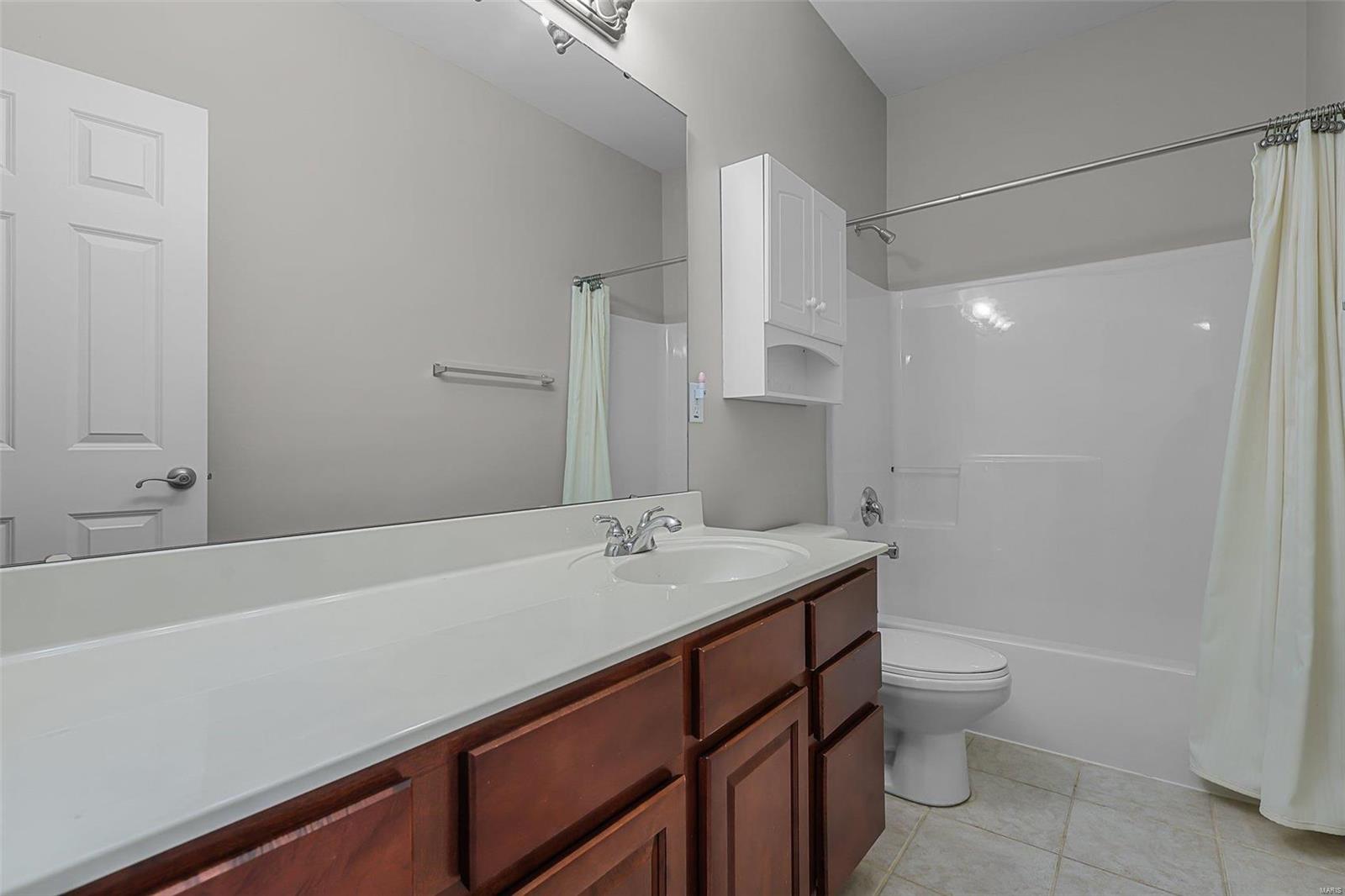 10186 Tanbridge Road St. Louis, MO 63128 - Photo 19 of 23 Gallery Image 19