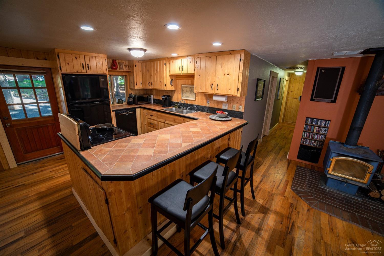 61582 River Road Bend, OR 97703 - Photo 16 of 25 Additional Photo