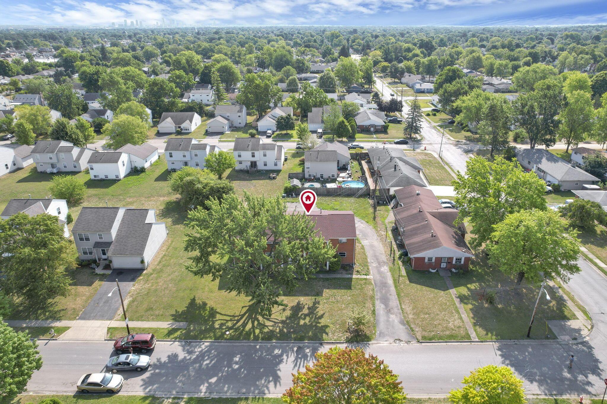 690 Kingsford Road Columbus, OH 43204 - Photo 77 of 80 77-web-or-mls-DJI_0201 - Copy
