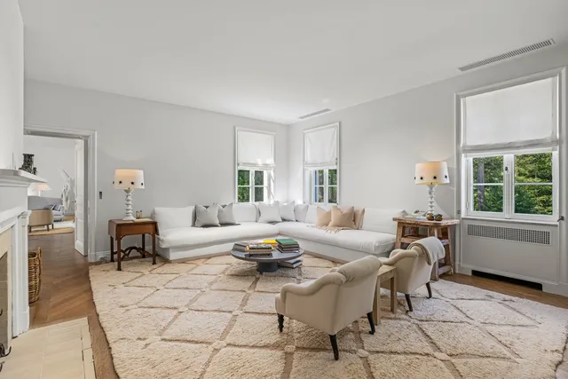 $25,500,000 | 104 Dans Highway, New Canaan, CT 06840