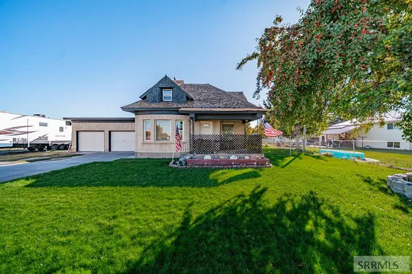 $325,000 | 2406 North Ammon Road, Idaho Falls, ID 83401