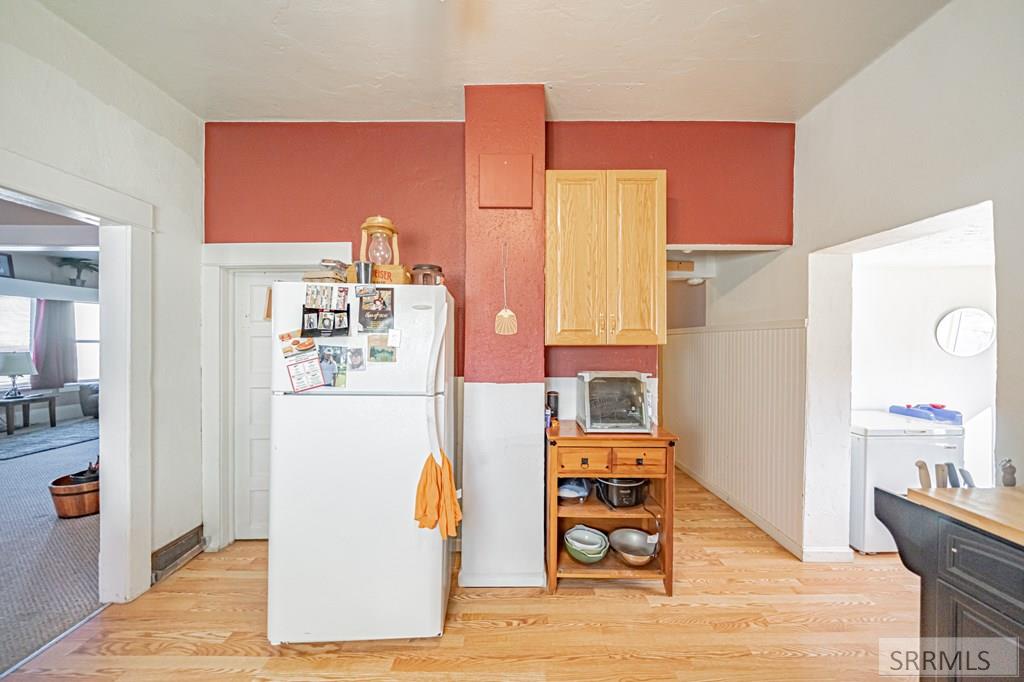 2406 North Ammon Road Idaho Falls, ID 83401 - Photo 14 of 47