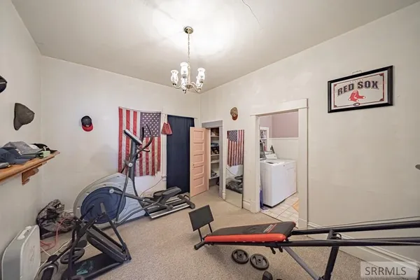 $325,000 | 2406 North Ammon Road, Idaho Falls, ID 83401