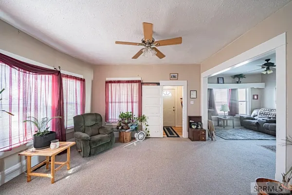 $325,000 | 2406 North Ammon Road, Idaho Falls, ID 83401