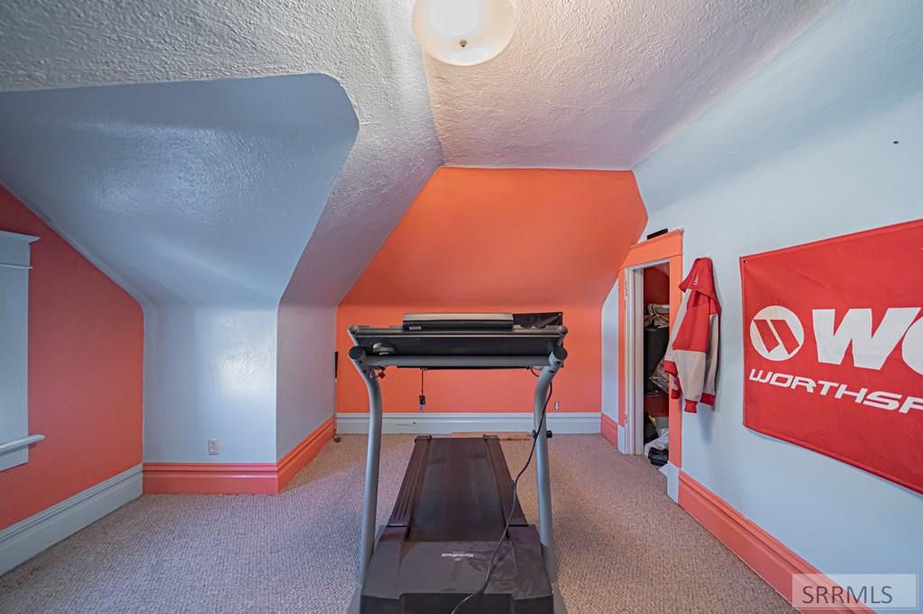 2406 North Ammon Road Idaho Falls, ID 83401 - Photo 31 of 47