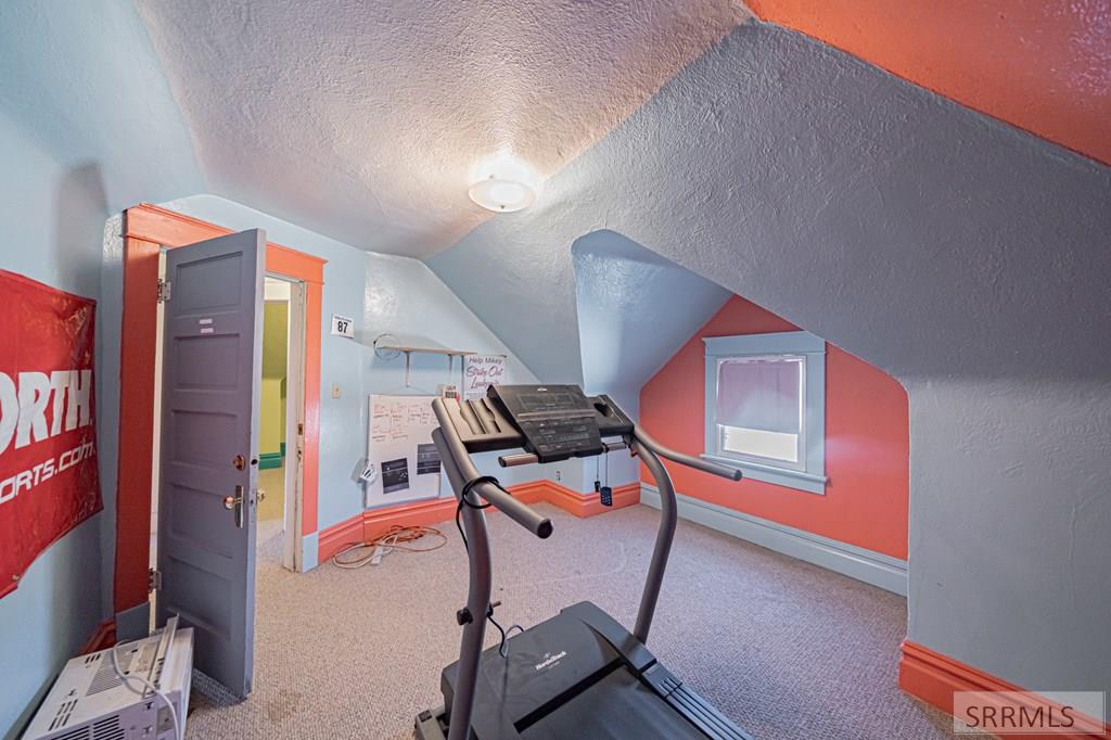 2406 North Ammon Road Idaho Falls, ID 83401 - Photo 32 of 47