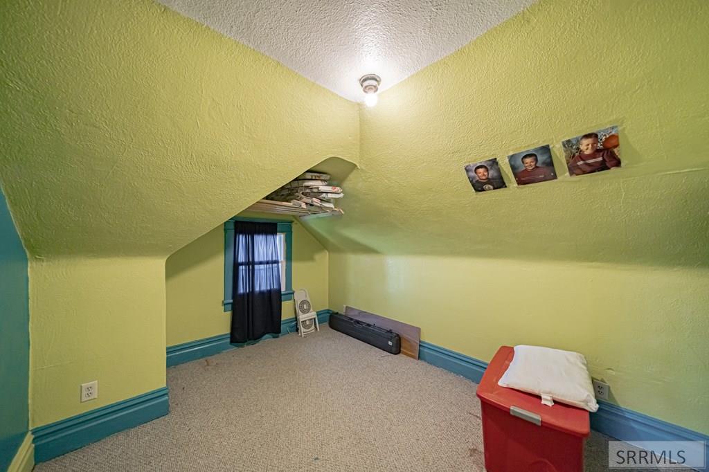 2406 North Ammon Road Idaho Falls, ID 83401 - Photo 33 of 47