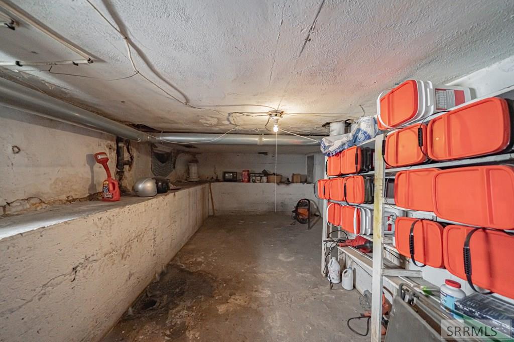 2406 North Ammon Road Idaho Falls, ID 83401 - Photo 40 of 47