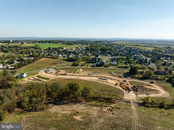 $833,165 | 5600 Majestic View Drive, Unit NOTTINGHAM, Schnecksville, PA 18078