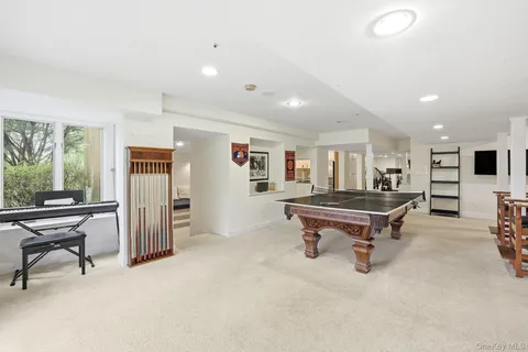 $2,195,000 | 22 Random Farms Circle, Chappaqua, NY 10514
