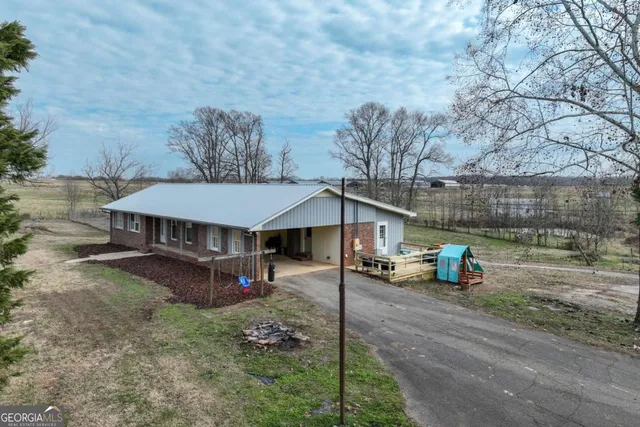 $475,000 | 334 Highway 174, Danielsville, GA 30633