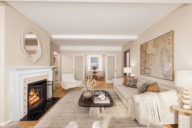 $1,375,000 | 215 East 73rd Street, Unit 3A | Lenox Hill