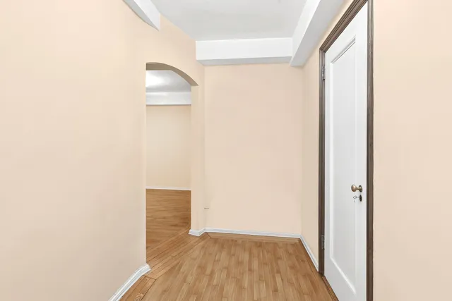 $1,375,000 | 215 East 73rd Street, Unit 3A | Lenox Hill