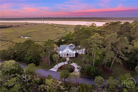 $1,425,000 | 5 Eagle Point Drive, Savannah, GA 31406