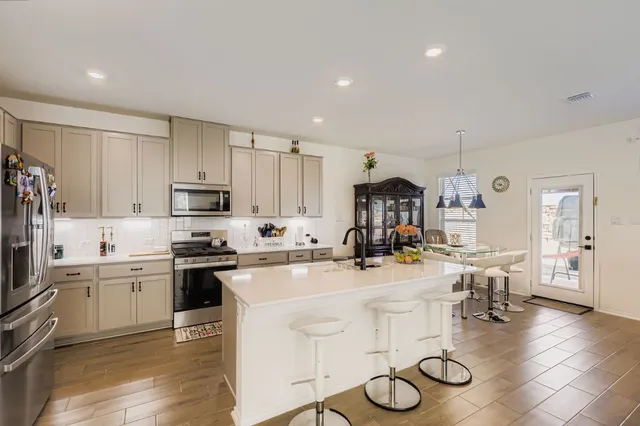 $2,700 | 3927 La Contenta Lane, Round Rock, TX 78665