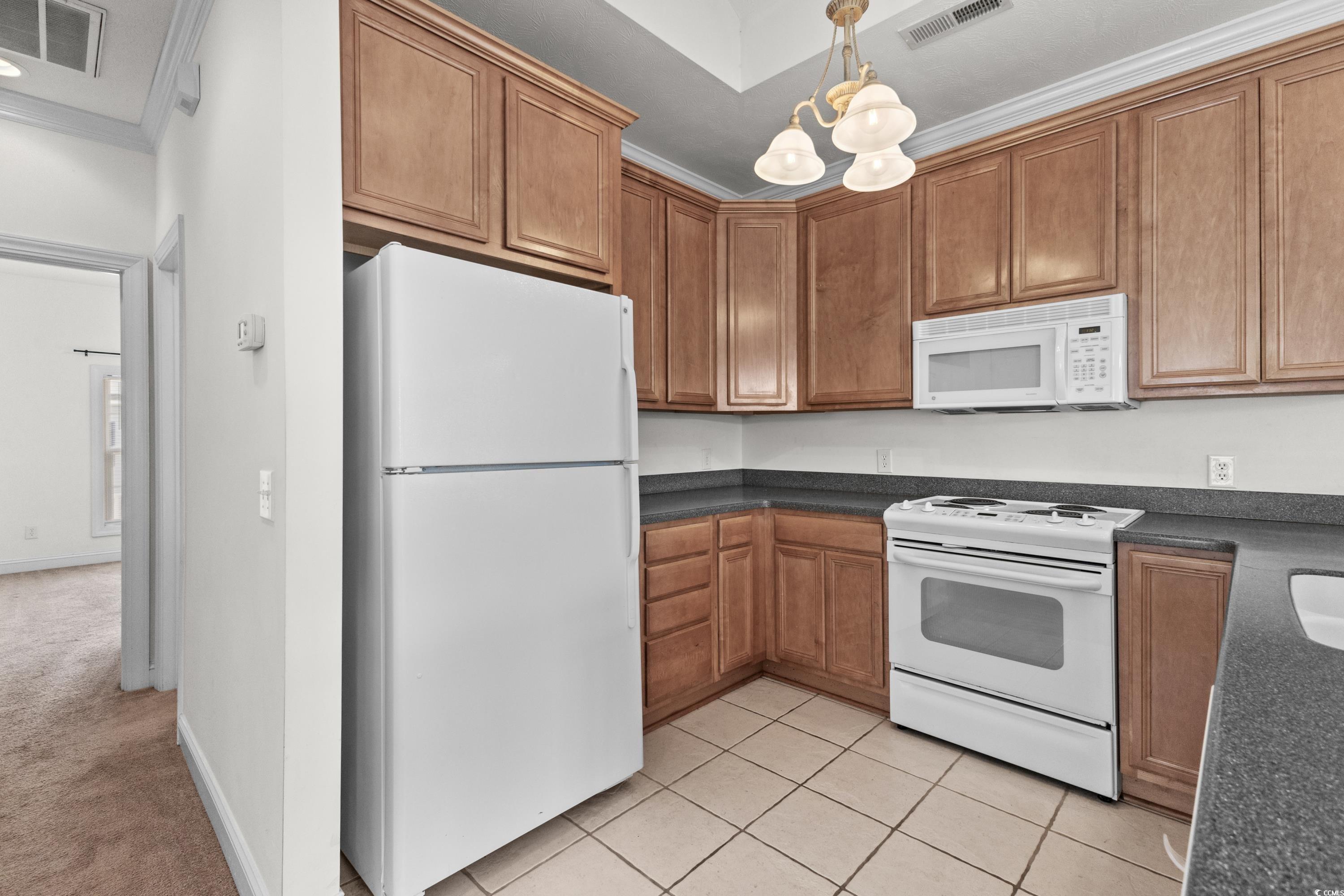 1372 Cottage Drive Myrtle Beach, SC 29577 - Photo 8 of 40 Gallery Image 8