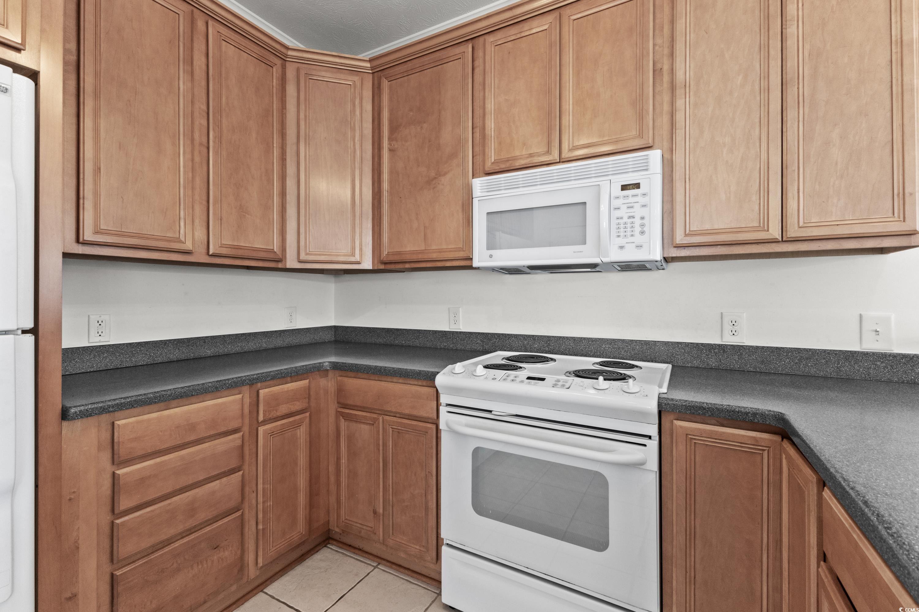1372 Cottage Drive Myrtle Beach, SC 29577 - Photo 9 of 40 Gallery Image 9